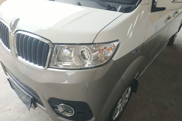 Used Jinbei New Hiace X30L 2022 1.5L Wealth Edition Air-Conditioning-Free Van China VI Standard SWC15M Left Front Headlight