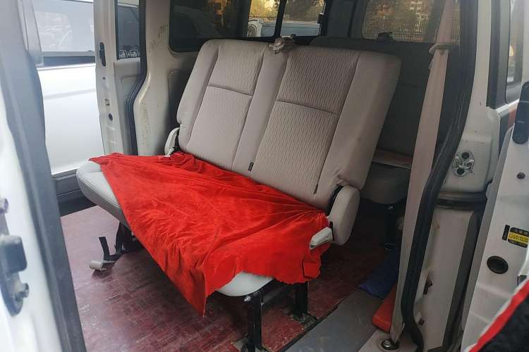 Used Jinbei New Hiace X30L 2022 1.5L Wealth Edition Non-Air-Conditioned Bus China VI Standard SWC15M Left Rear Seat