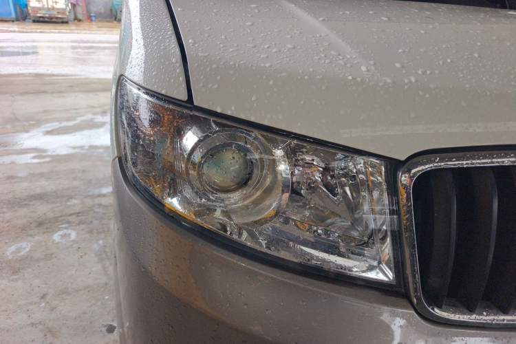 Used Jinbei New Hiace X30L 2022 1.5L Luxury Central Air-Conditioned Coach China VI Standard SWC15M Right Front Headlight