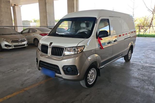 Used Jinbei New Hiace X30L 2022 1.5L Super Enjoyment Edition Air-Conditioning-Free Van China VI Standard SWC15M