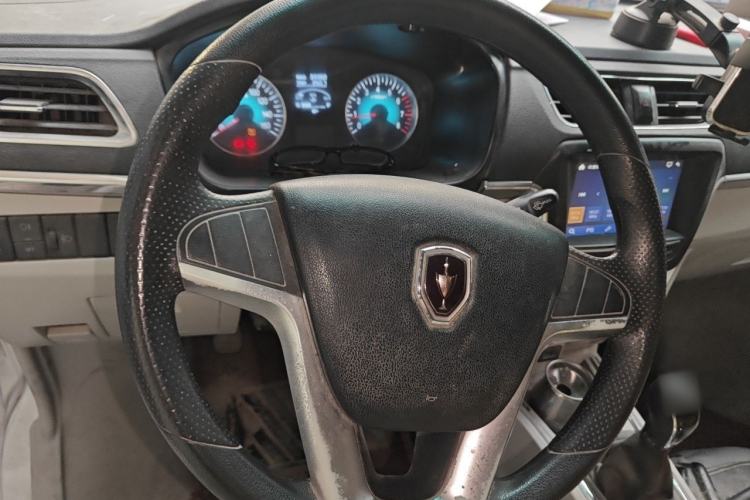 Used Jinbei New Hiace X30L 2022 1.5L Wealth Edition Non-Air-Conditioned Bus China VI Standard SWC15M Steering Wheel