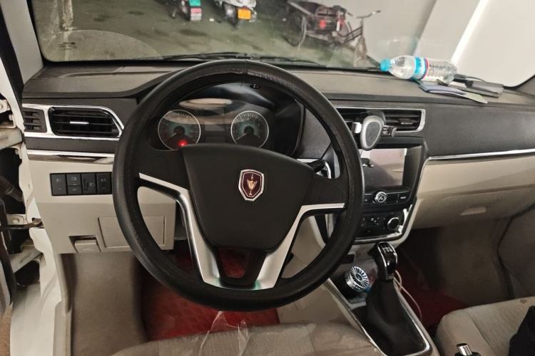 Used Jinbei New Hiace X30L 2022 1.5L Wealth Edition Non-Air-Conditioned Bus China VI Standard SWC15M Steering Wheel