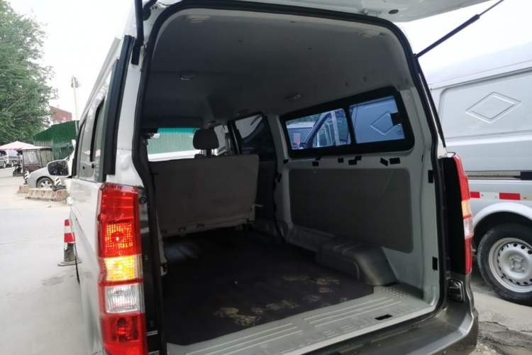 Used Jinbei New Hiace X30L 2022 1.5L Super-Comfort Edition Air-Conditioning-Free Bus China VI Standard SWC15M Trunk