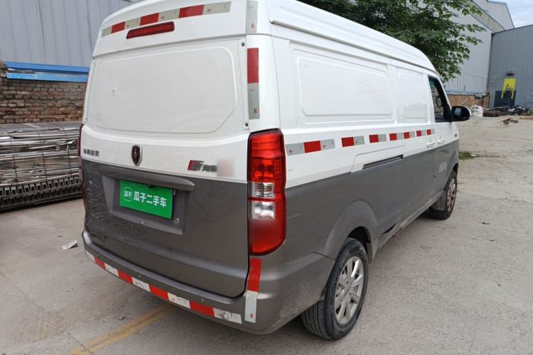 Used Jinbei New Hiace X30L 2023 1.5L Wealth Edition Van 2/5 Seats Non-Air-Conditioned Version SWC15M Rear Right 45 Deg