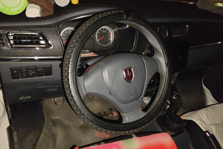 Used Jinbei New Hiace X30L 2023 1.5L Wealth Edition Van 2/5-Seater Air-Conditioned Model SWC15M Steering Wheel
