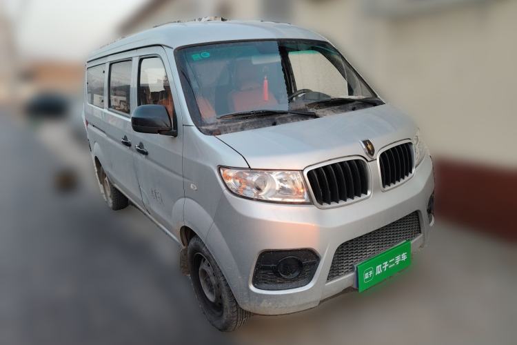 Used Jinbei New Hiace X30L 2023 1.5L Super-Enjoyment Edition Passenger Van 5/6/7-Seater Non-Air-Conditioned Version SWC15M Front Right 45 Deg