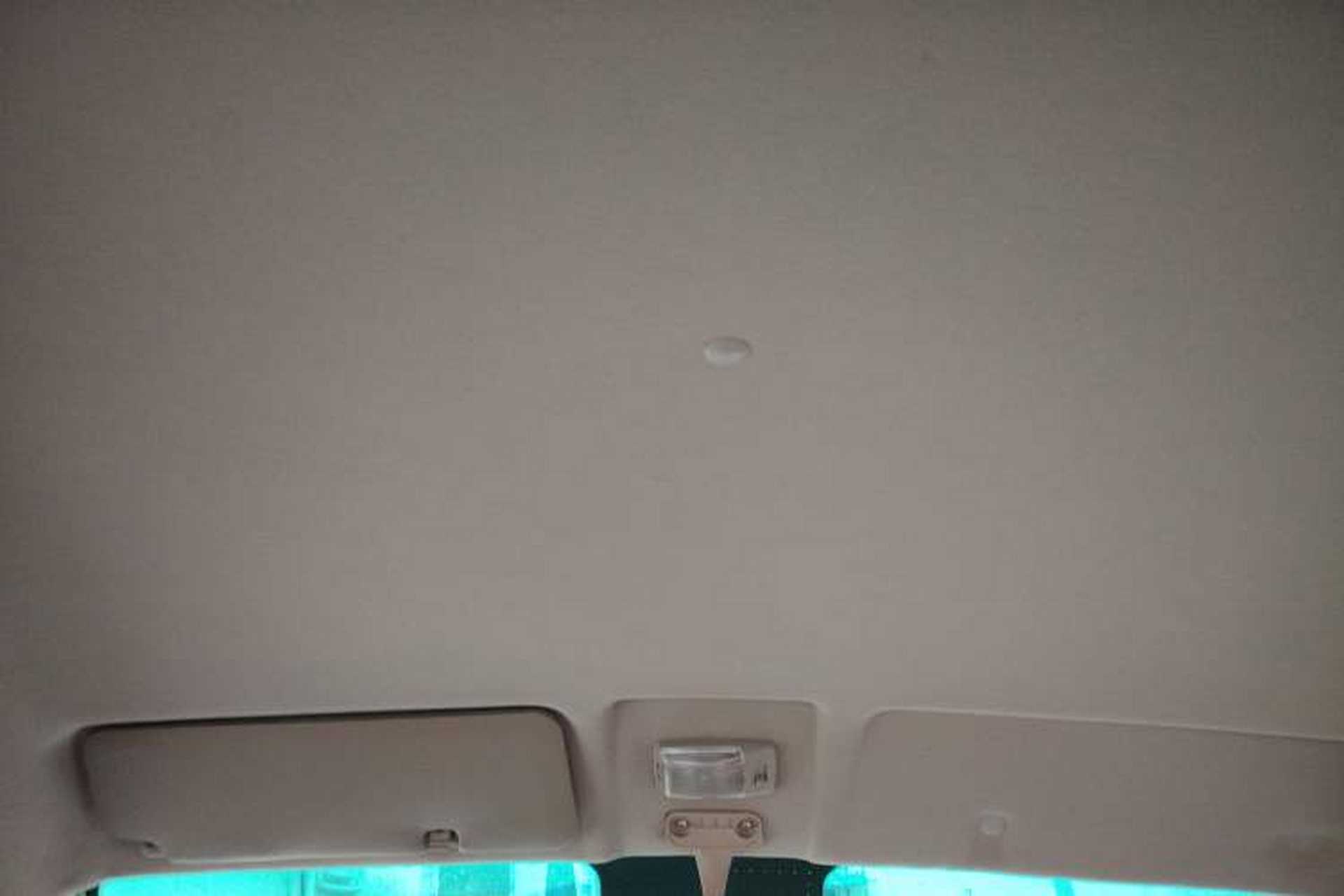 Used Jinbei New Hiace X30L 2023 1.5L Super-Enjoyment Edition Passenger Van 5/6/7-Seater Non-Air-Conditioned Version SWC15M Headliner