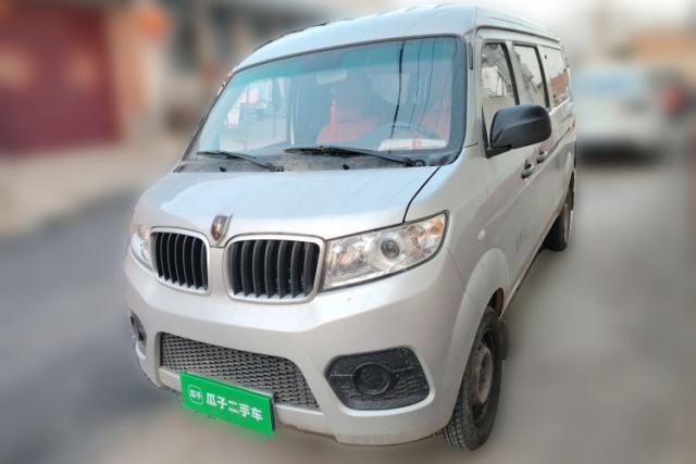Used Jinbei New Hiace X30L 2023 1.5L Super-Enjoyment Edition Passenger Van 5/6/7-Seater Non-Air-Conditioned Version SWC15M