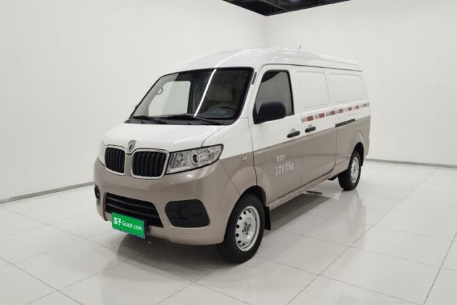 Used Jinbei New Hiace X30L 2023 1.5L Super Enjoyment Van 2/5 Seats Non-Air-Conditioned Version SWC15M