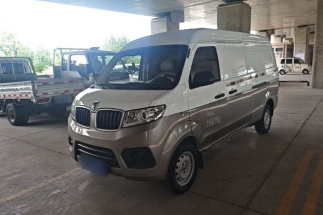 Used Jinbei New Hiace X30L 2023 1.5L Super Enjoyment Van 2/5 Seats Non-Air-Conditioned Version SWC15M
