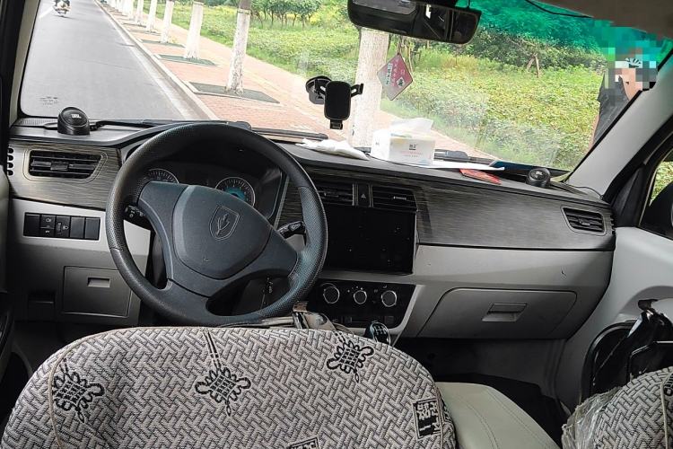 Used Jinbei New Hiace X30L  Center Console