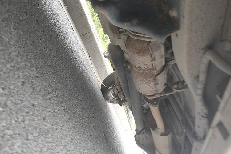Used Jinbei New Hiace X30L  Chassis Front Left