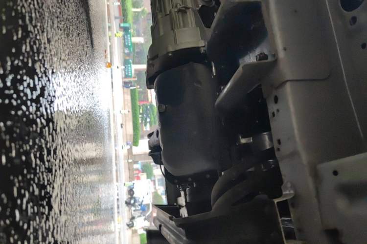 Used Jinbei New Hiace X30L  Chassis Front Right
