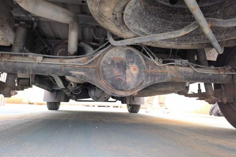 Used Jinbei New Hiace X30L  Chassis Rear