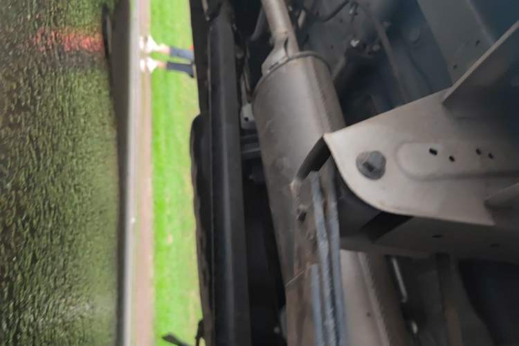 Used Jinbei New Hiace X30L  Chassis Rear Left
