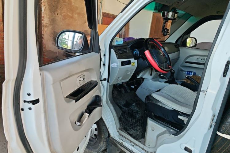 Used Jinbei New Hiace X30L 2023 1.5L Wealth Edition Passenger Van 5/6/7-Seater Central Air Conditioning Version SWC15M Driver Seat