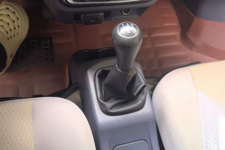 Used Jinbei New Hiace X30L  Gear Lever