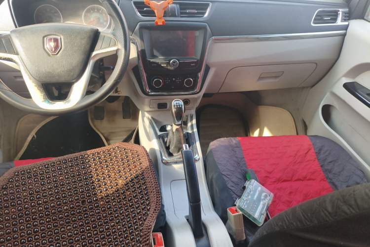 Used Jinbei New Hiace X30L 2023 1.5L Wealth Edition Van 2/5 Seats Non-Air-Conditioned Version SWC15M Gear Lever