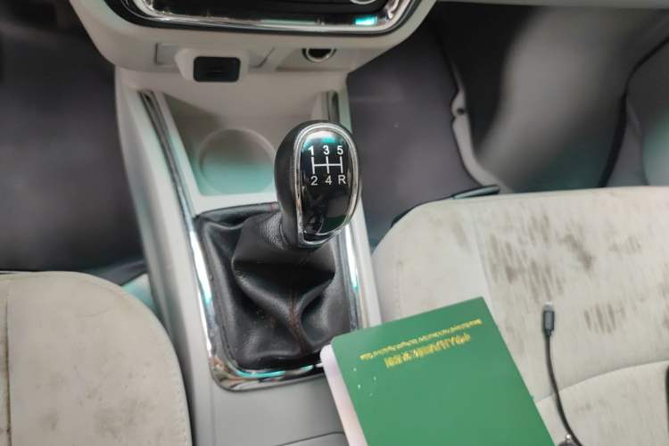 Used Jinbei New Hiace X30L  Gear Lever