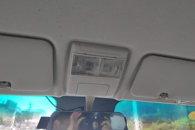 Used Jinbei New Hiace X30L  Headliner