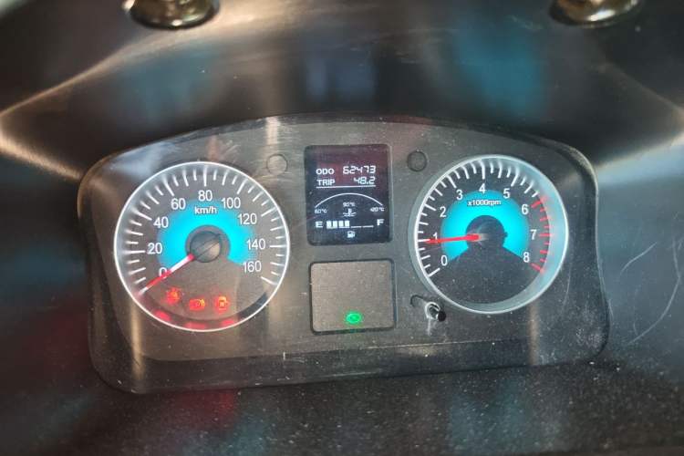 Used Jinbei New Hiace X30L 2023 1.5L Wealth Edition Passenger Van 5/6/7-Seater Central Air Conditioning Version SWC15M Instrument Cluster