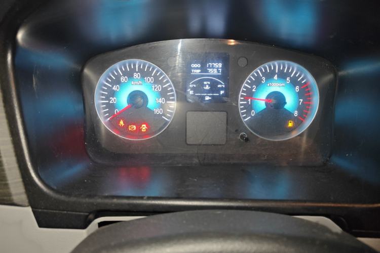 Used Jinbei New Hiace X30L 2023 1.5L Super-Enjoyment Edition Passenger Van 5/6/7-Seater Non-Air-Conditioned Version SWC15M Instrument Cluster