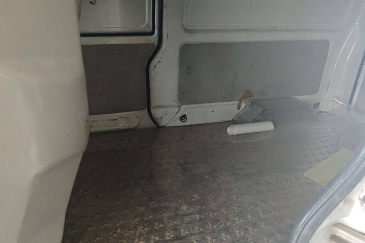 Used Jinbei New Hiace X30L 2023 1.5L Wealth Edition Van 2/5-Seater Air-Conditioned Model SWC15M Interior 4