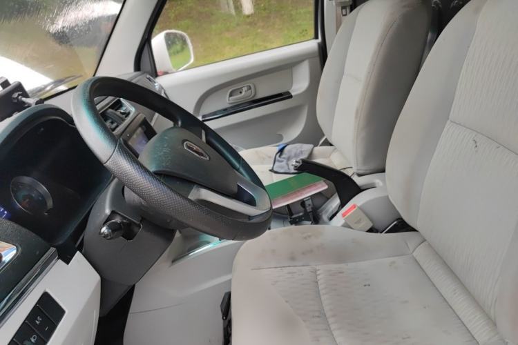 Used Jinbei New Hiace X30L  Left Front Seat
