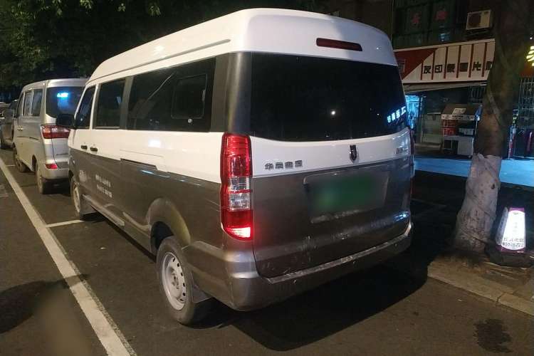 Used Jinbei New Hiace X30L 2023 1.5L Wealth Edition Passenger Vehicle 5/6/7-Seater Non-Air-Conditioned Version SWC15M Rear Left 45 Deg