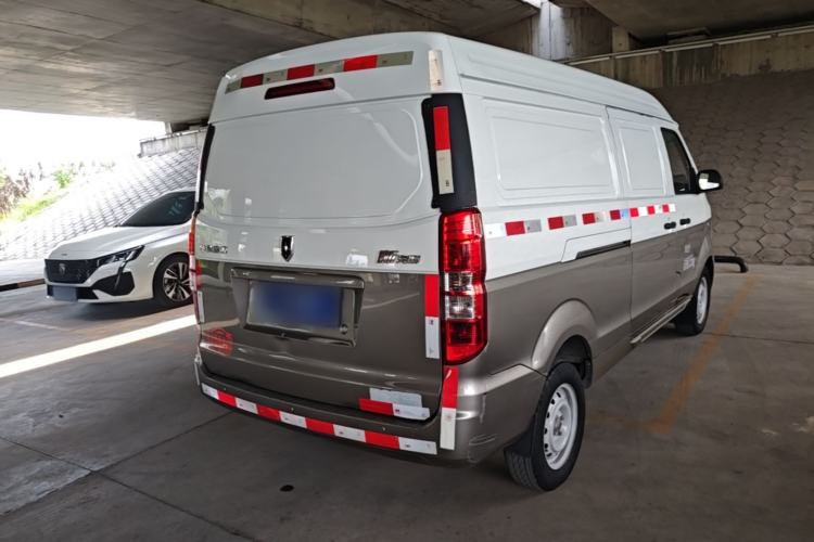 Used Jinbei New Hiace X30L 2023 1.5L Super Enjoyment Van 2/5 Seats Non-Air-Conditioned Version SWC15M Rear Right 45 Deg