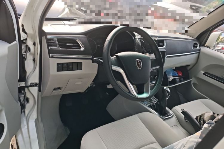 Used Jinbei New Hiace X30L 2023 1.5L Wealth Edition Van 2/5-Seater Air-Conditioned Model SWC15M Steering Wheel