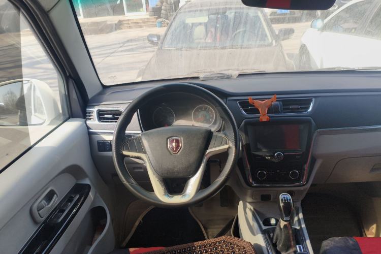 Used Jinbei New Hiace X30L 2023 1.5L Wealth Edition Van 2/5 Seats Non-Air-Conditioned Version SWC15M Steering Wheel