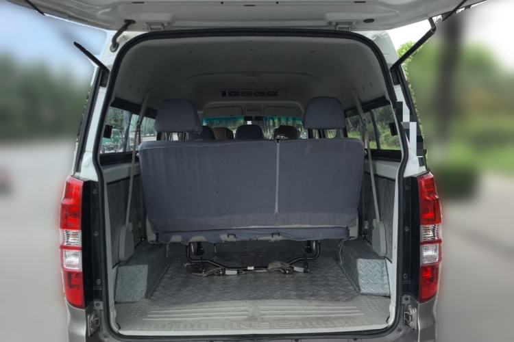Used Jinbei New Hiace X30L 2023 1.5L Wealth Edition Passenger Van 5/6/7-Seater Central Air Conditioning Version SWC15M Trunk