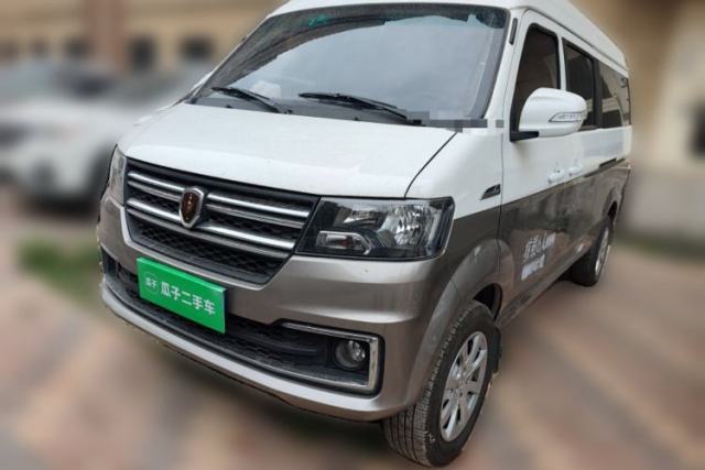 Used Jinbei New Hiace X30L 2024 Wealth Edition Passenger Vehicle 5/6/7 Seater