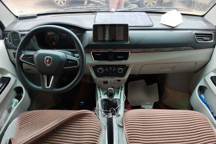 Used Jinbei New Hiace X30L 2024 Wealth Edition Passenger Vehicle 5/6/7 Seater Center Console