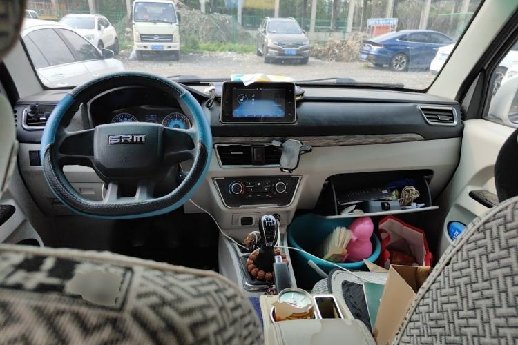 Used Jinbei New Hiace X30L 2024 Champion Edition Coach 5/6/7-Seater with Central Air Conditioning Center Console