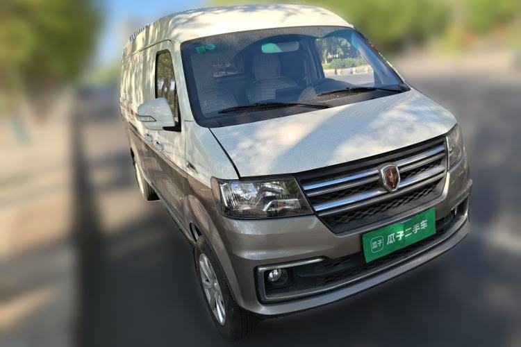 Used Jinbei New Hiace X30L 2024 Wealth Edition Van 2/5 Seats Front Right 45 Deg