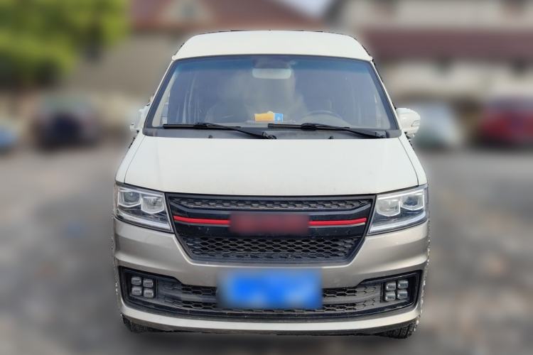 Used Jinbei New Hiace X30L 2024 Champion Edition Coach 5/6/7-Seater with Central Air Conditioning Front
