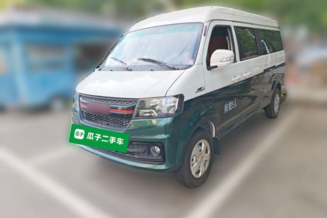 Used Jinbei New Hiace X30L 2024 Wealth Edition Passenger Vehicle 5/6/7 Seater