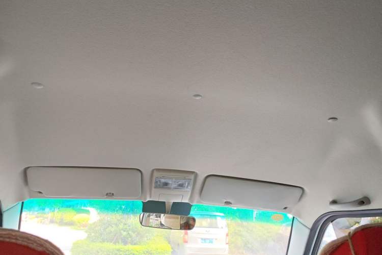 Used Jinbei New Hiace X30L 2024 Wealth Edition Passenger Vehicle 5/6/7 Seater Headliner