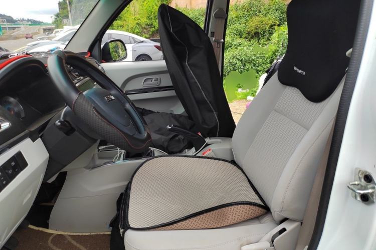 Used Jinbei New Hiace X30L 2024 Wealth Edition Passenger Van 5/6/7 Seater Front-Mounted Air Conditioning Left Front Seat