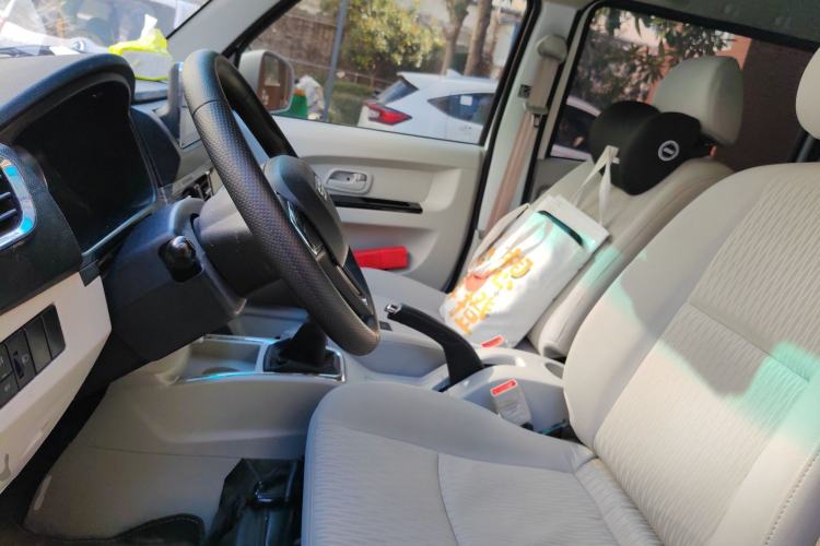 Used Jinbei New Hiace X30L 2024 Wealth Edition Passenger Vehicle 5/6/7 Seater Left Front Seat