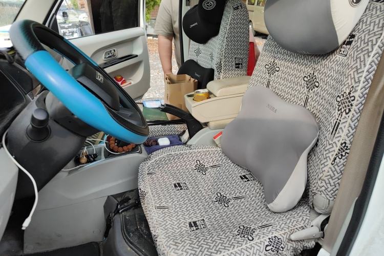 Used Jinbei New Hiace X30L 2024 Champion Edition Coach 5/6/7-Seater with Central Air Conditioning Left Front Seat