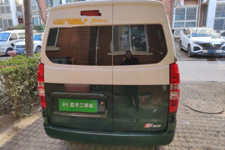 Used Jinbei New Hiace X30L 2024 Wealth Edition Passenger Vehicle 5/6/7 Seater Rear
