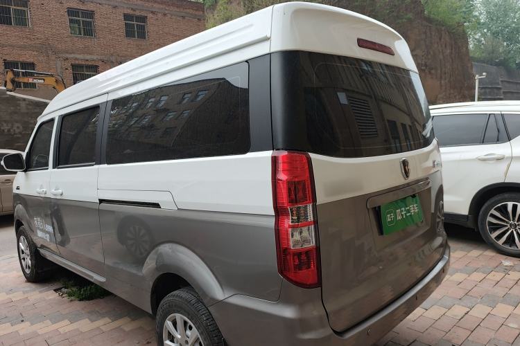 Used Jinbei New Hiace X30L 2024 Wealth Edition Passenger Vehicle 5/6/7 Seater Rear Left 45 Deg