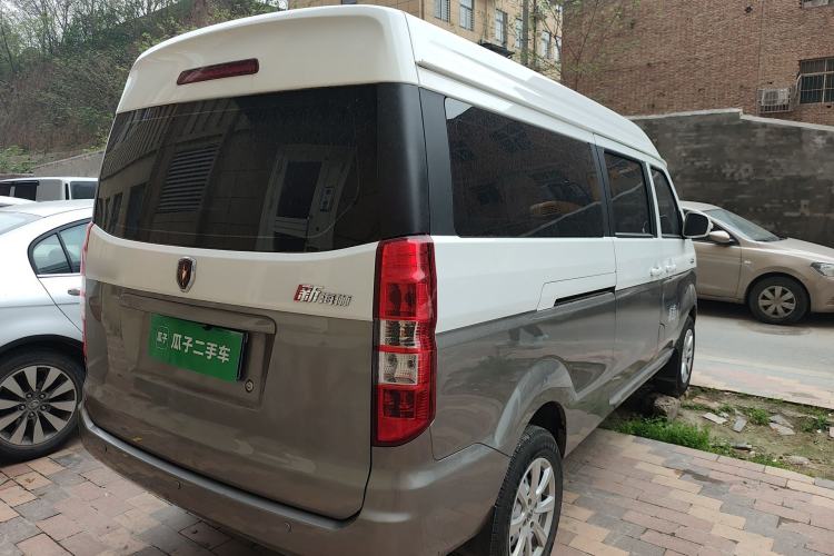 Used Jinbei New Hiace X30L 2024 Wealth Edition Passenger Vehicle 5/6/7 Seater Rear Right 45 Deg
