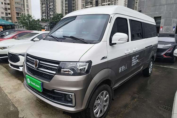 Used Jinbei New Hiace X30L 2024 Wealth Edition Passenger Van 5/6/7 Seater Front-Mounted Air Conditioning Guazi used car, China used car export, Used car for sale, Used  cars, Cheapest cars for sale