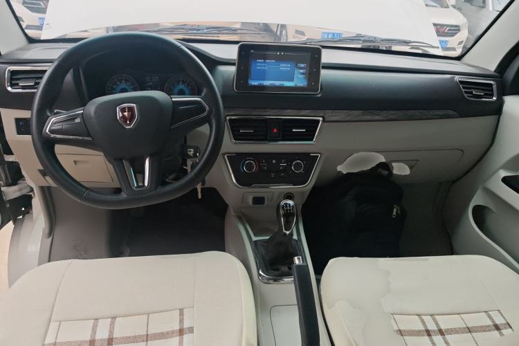Used Jinbei New Hiace X30L 2024 Wealth Edition Passenger Vehicle 5/6/7 Seater Center Console