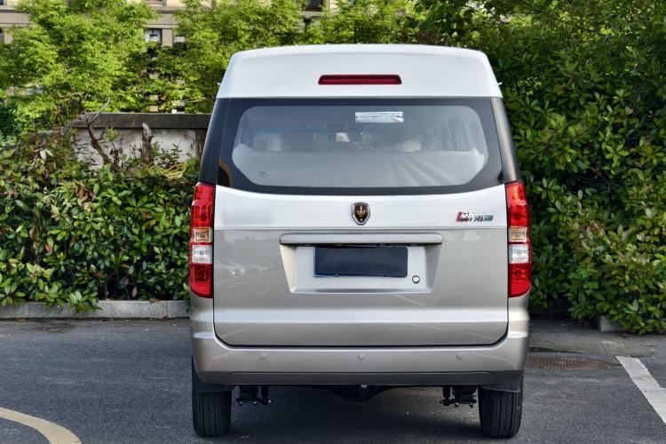 Used Jinbei New Hiace X30L 2024 Champion Edition Passenger Vehicle 5/6/7 Seats Exterior 4
