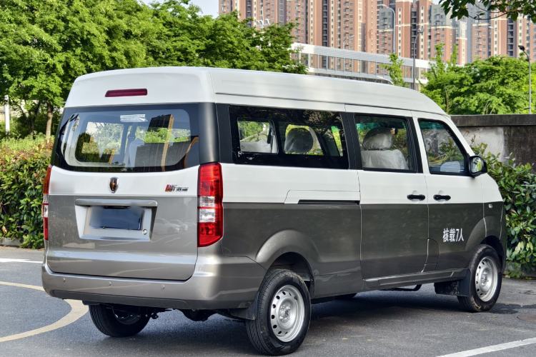 Used Jinbei New Hiace X30L 2024 Champion Edition Passenger Vehicle 5/6/7 Seats Exterior 5